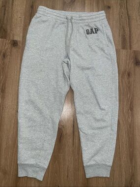 GAP Heather Gray Sweat Joggers